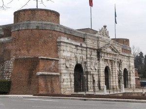 Ворота Пуорта Нуова