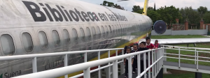 В Мексике Боинг 727 превратился в библиотеку