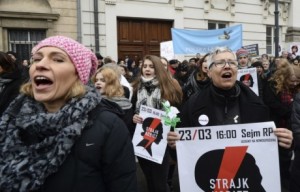 Польша протестует против абортов, несмотря на пандемию коронавируса