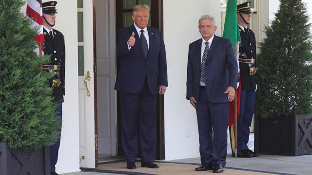 На прошлой неделе, Трамп принял у себя президента Мексики Андреса Мануэля Лопеса Обрадора в Белом доме