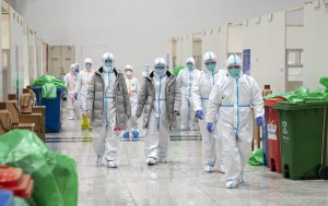ВОЗ заявляет, что невозможно держать границы закрытыми для того, чтобы помешать распространению COVID-19