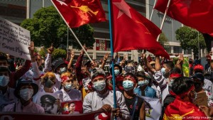 Демонстрации продолжаются в Янгоне и других городах Мьянмы