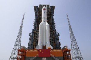 Китай запустил первый модуль планируемой космической станции