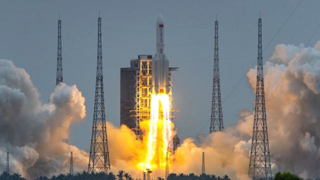 Запуск космической ракеты в Китае