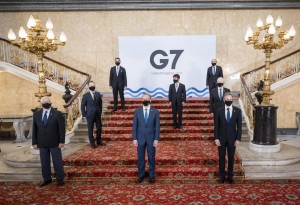G7